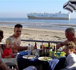 slapen op het strand zeeland