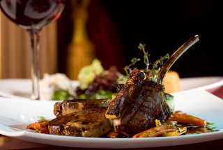 Diner bij Fletcher Hotels aan Zee