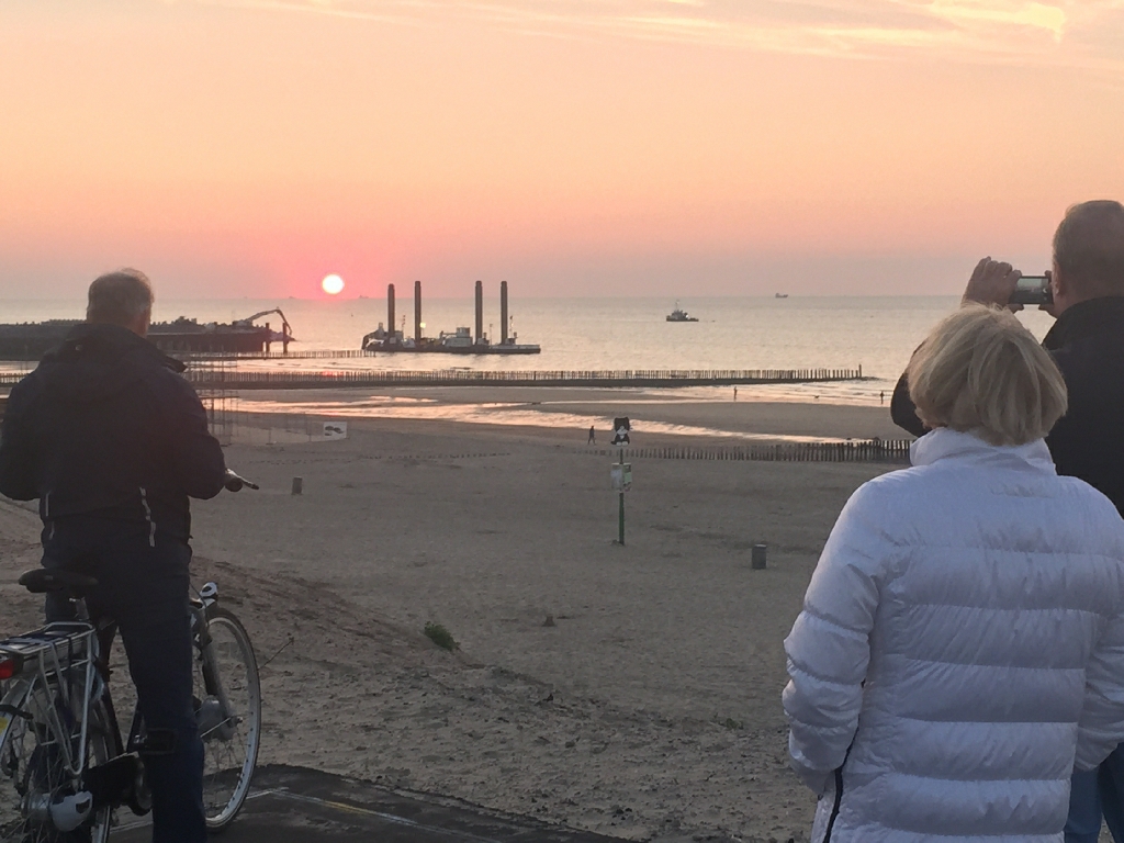 zonsondergang strand Cadzand